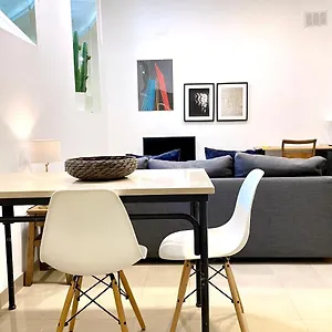 Claude Homes Marques Apartamento